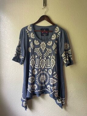 Johnny Was JW Los Angeles Womens Large Blue Embroidered Boho Hippie Tunic Top